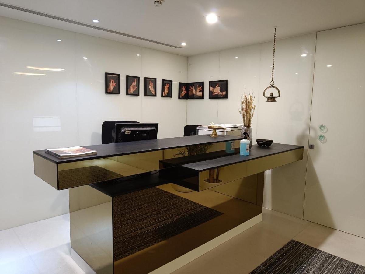 Boulevard By Design Hotel Csennai Kültér fotó