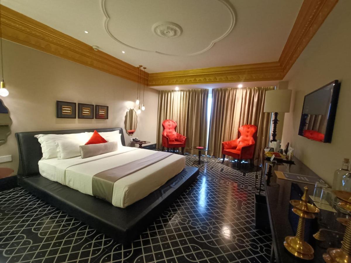 Boulevard By Design Hotel Csennai Kültér fotó