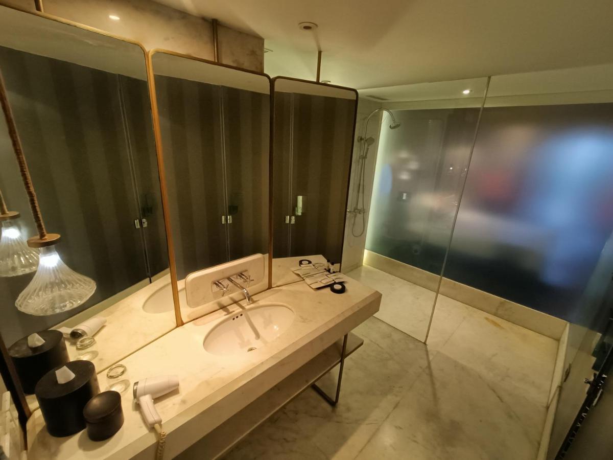Boulevard By Design Hotel Csennai Kültér fotó