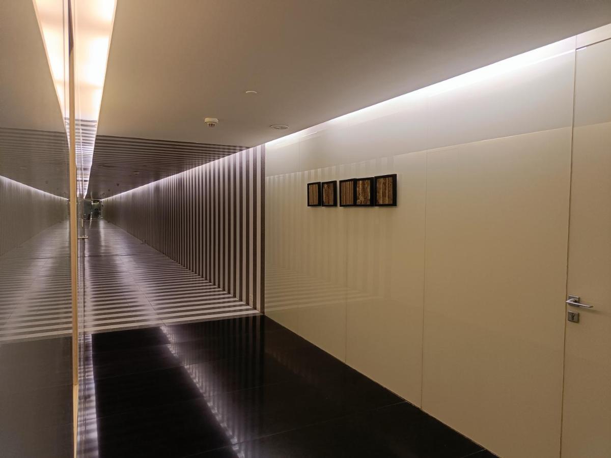 Boulevard By Design Hotel Csennai Kültér fotó