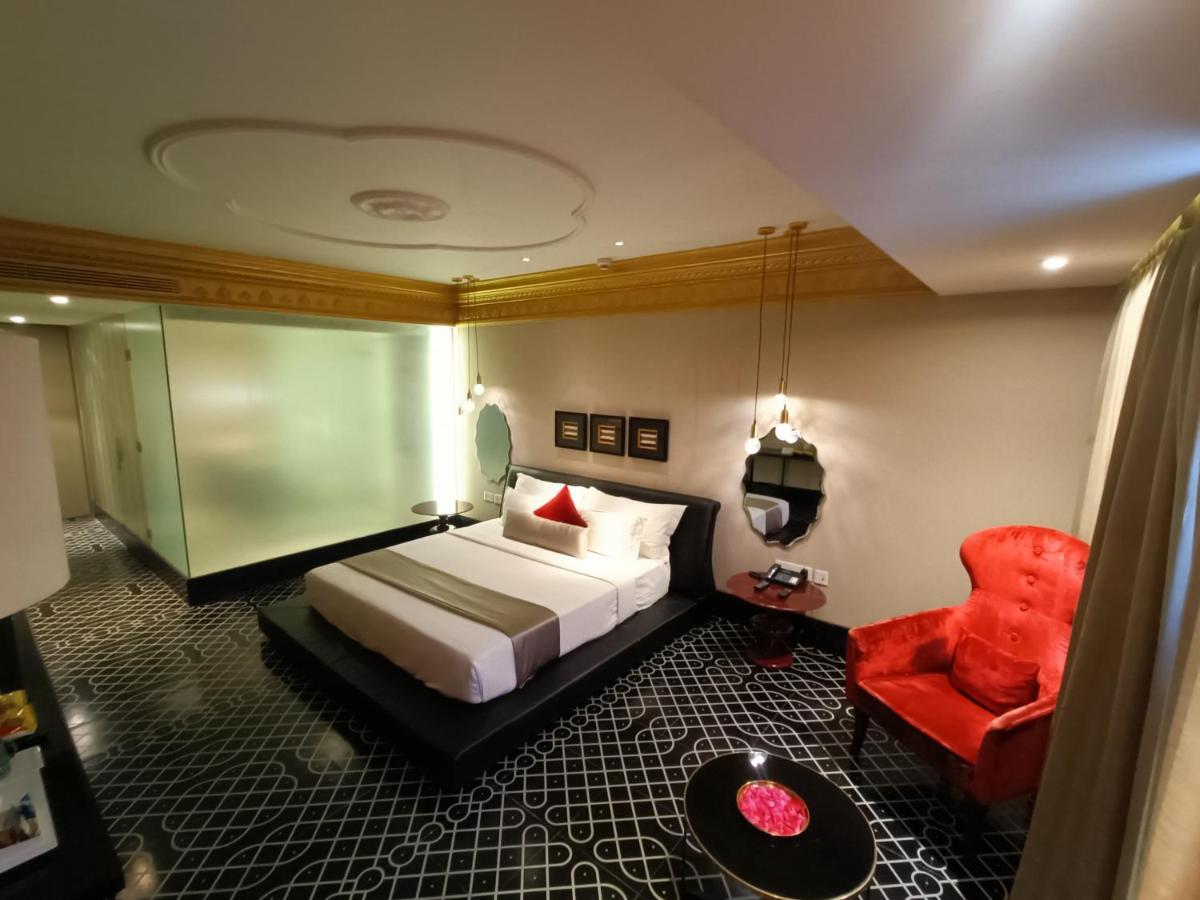 Boulevard By Design Hotel Csennai Kültér fotó