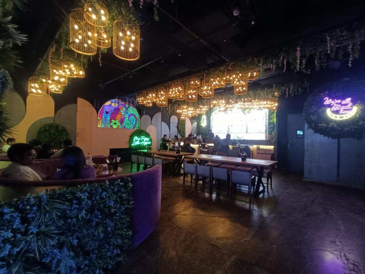 Boulevard By Design Hotel Csennai Kültér fotó
