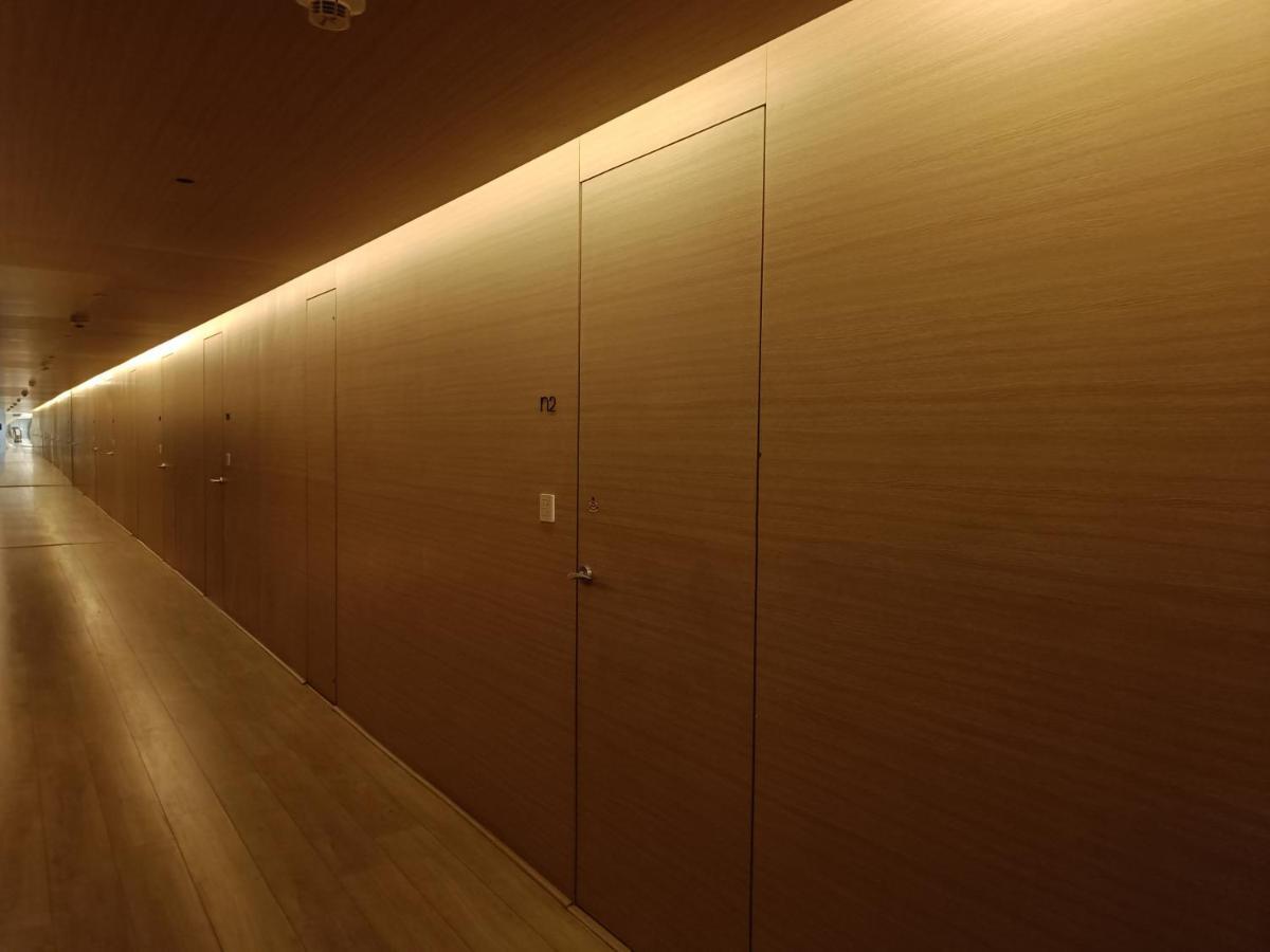 Boulevard By Design Hotel Csennai Kültér fotó