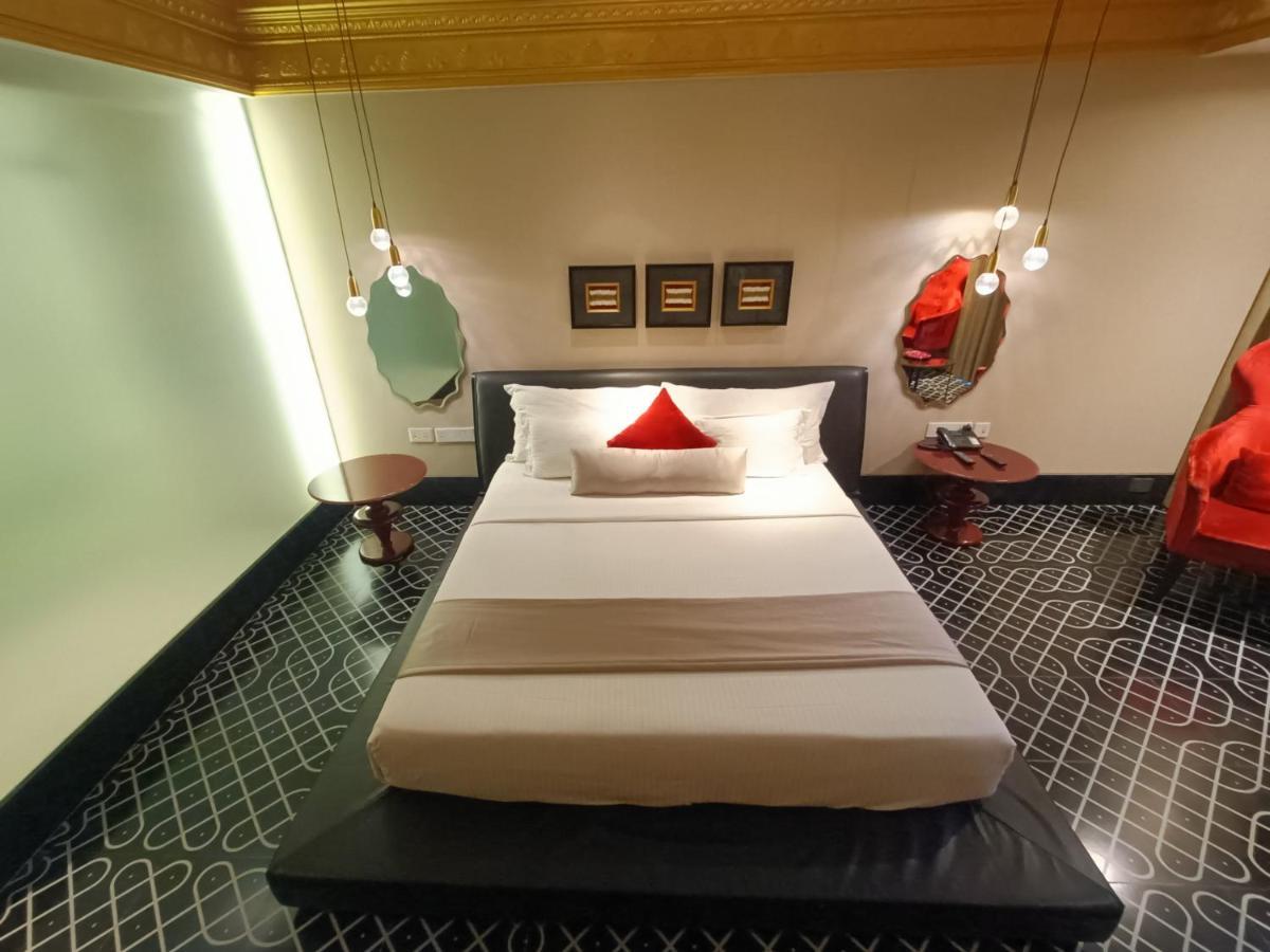 Boulevard By Design Hotel Csennai Kültér fotó