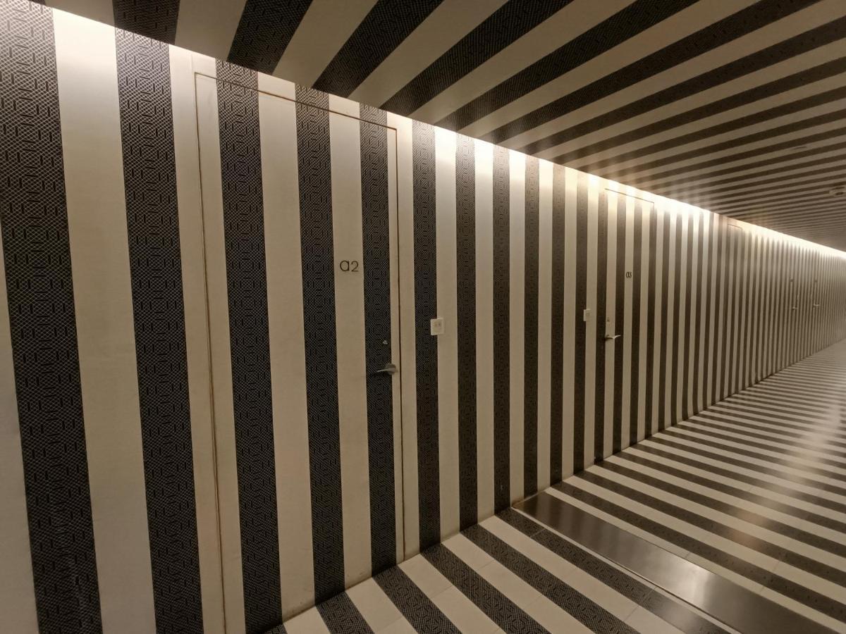 Boulevard By Design Hotel Csennai Kültér fotó